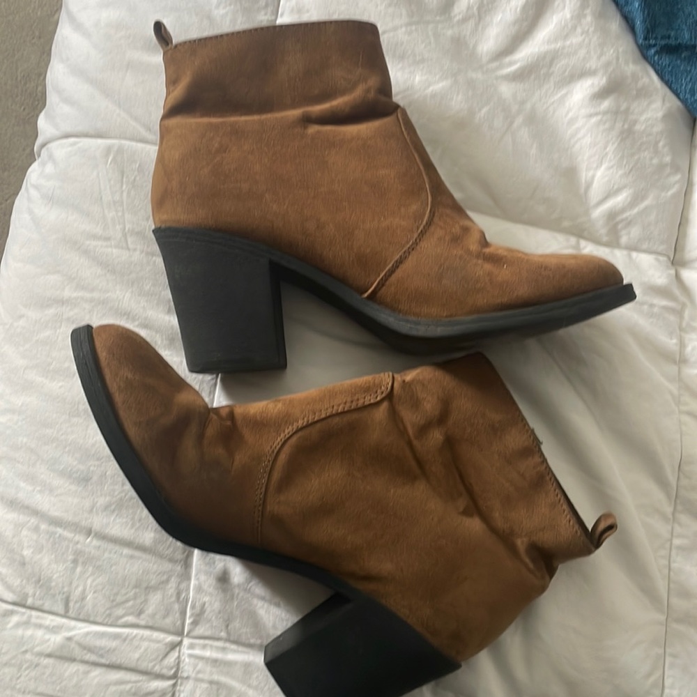 Ankle boots